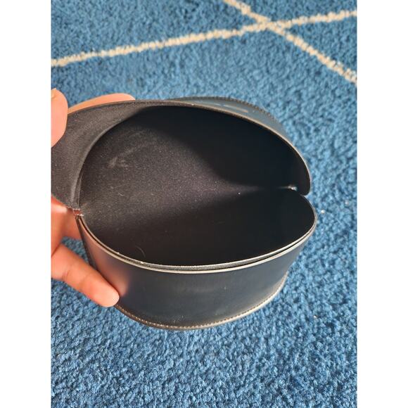 BEBE Soft Eyeglasses Case One Size - Picture 5 of 5